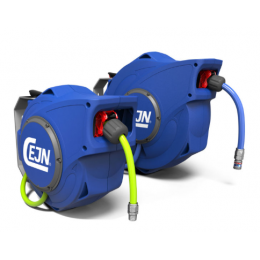 Hose and cable reels